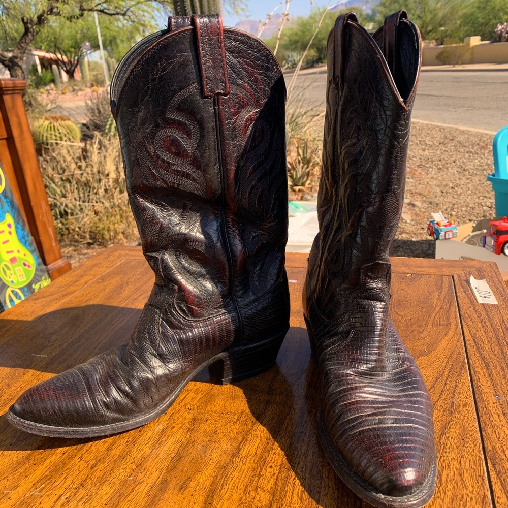 Dan post boots